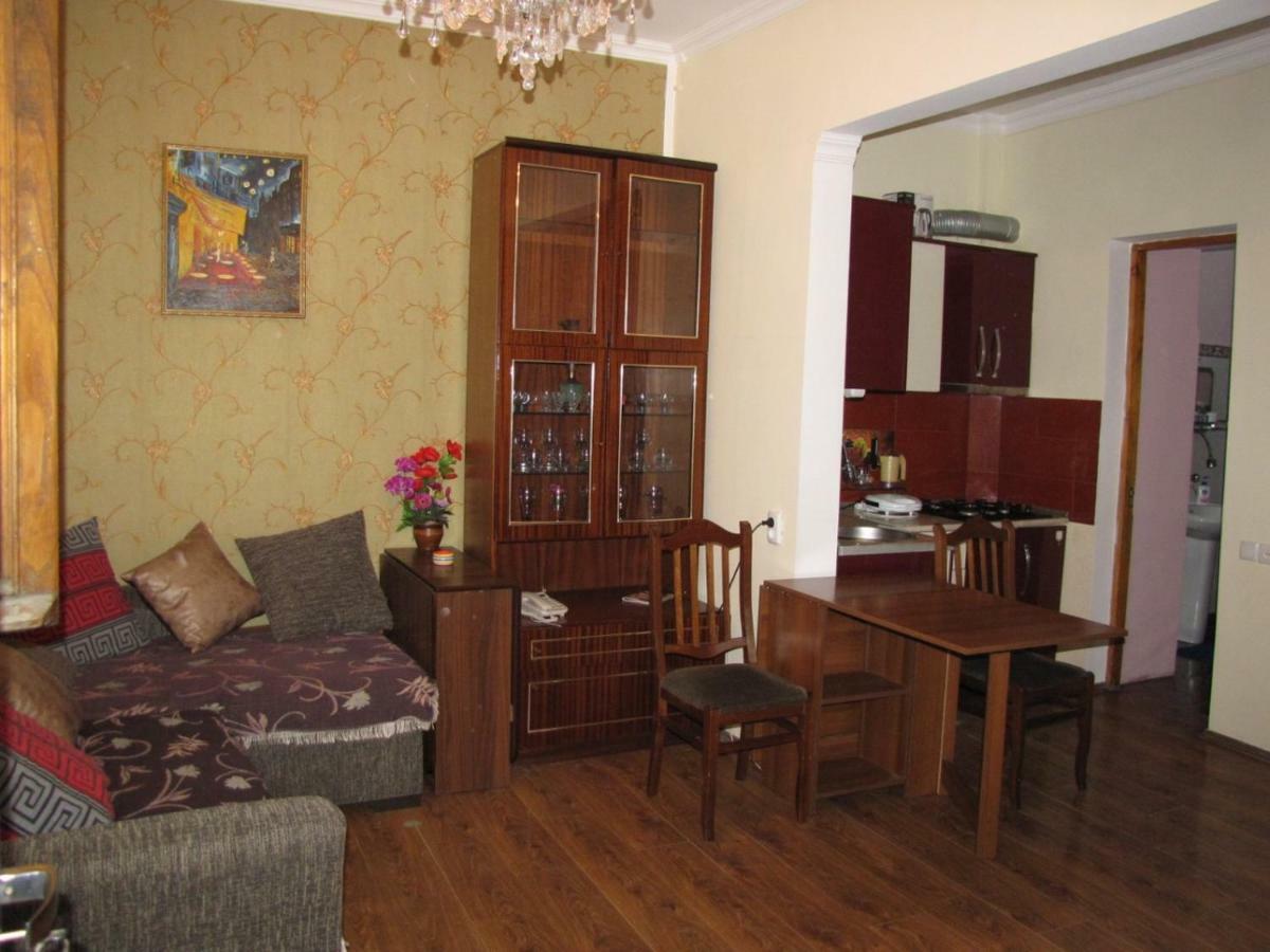 Agmashenebeli95 Aparthotel Тбилиси Екстериор снимка