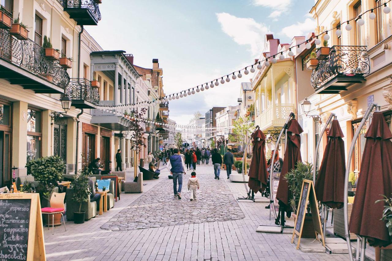Agmashenebeli95 Aparthotel Тбилиси Екстериор снимка